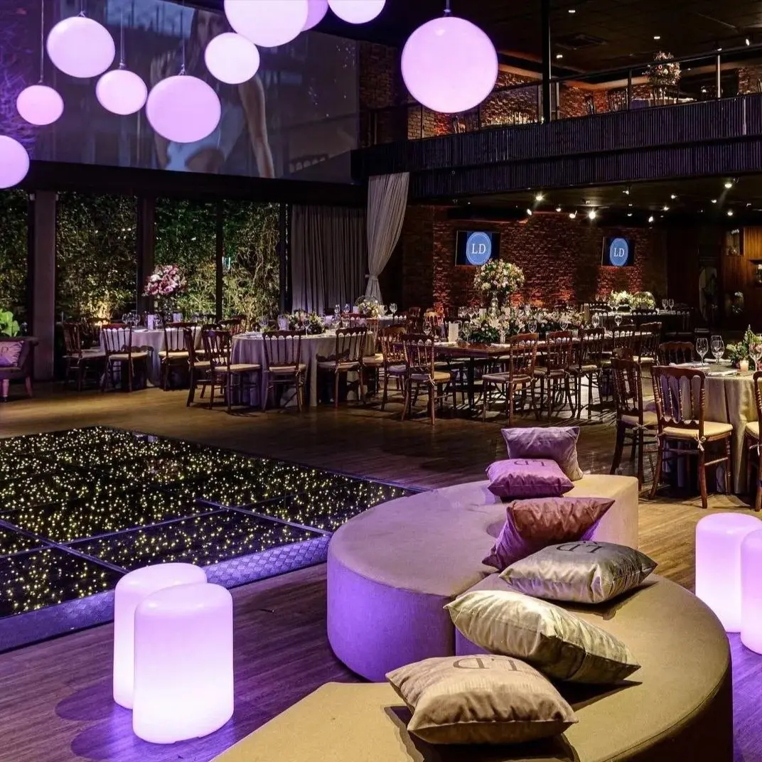 puffs de led e esferas de led